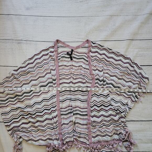 White House Black Market	Size	M/L	Chevron Cape Poncho Tassels Multi Color Easter - Picture 8 of 11